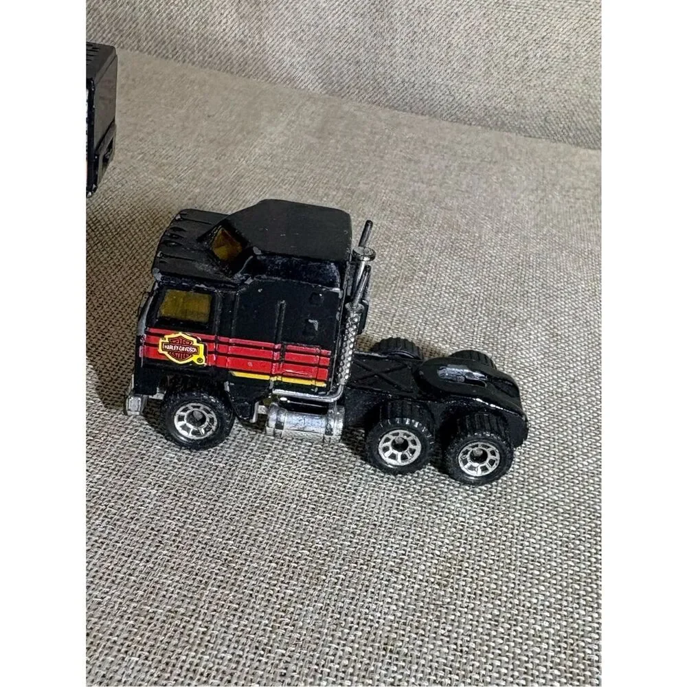 Vintage Matchbox 1981 Harley-Davidson Livery Articulated Trailer Kenworth Truck